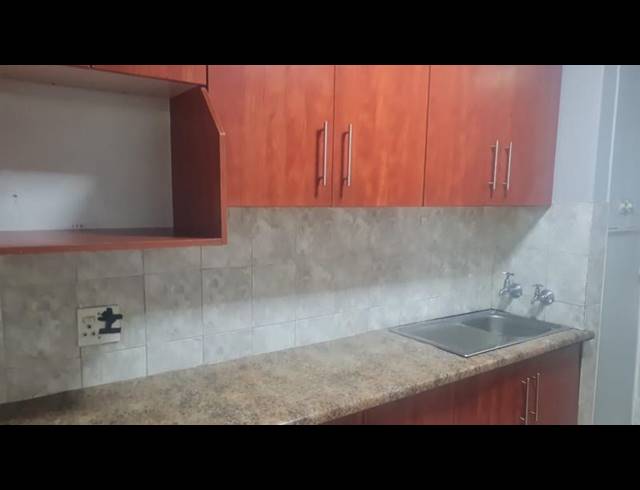 1 BEDROOM APARTMENT FOR SALE IN BEDFORD GARDENS